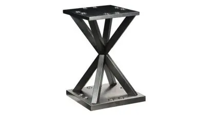Plank & Hide Steel Floor Rack