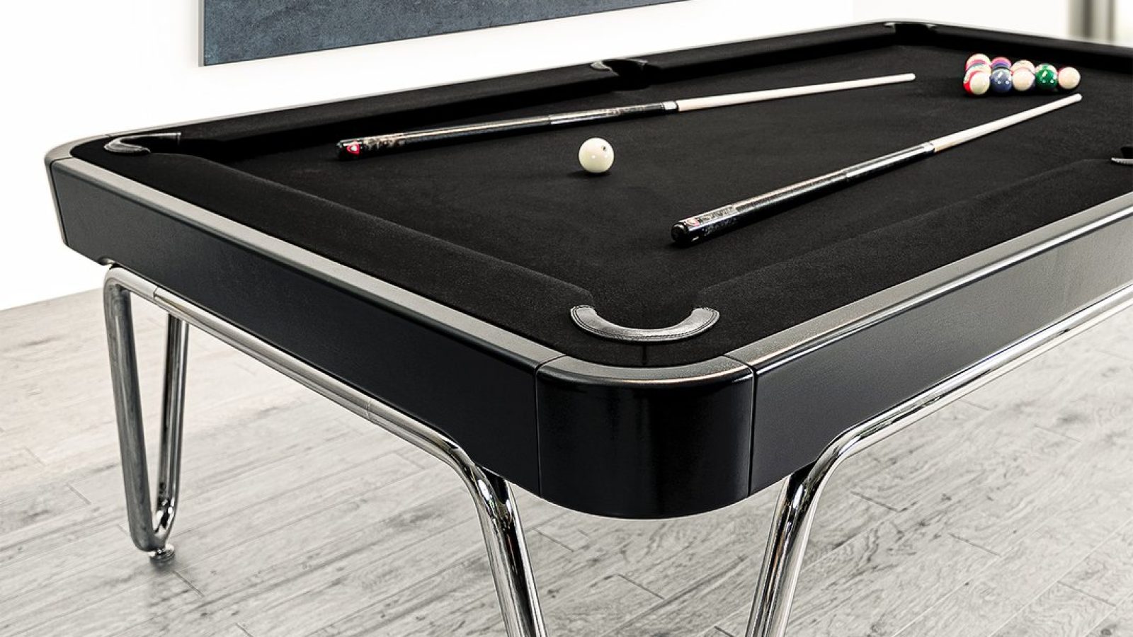 55 LE Lounge Angle45 web 1080x