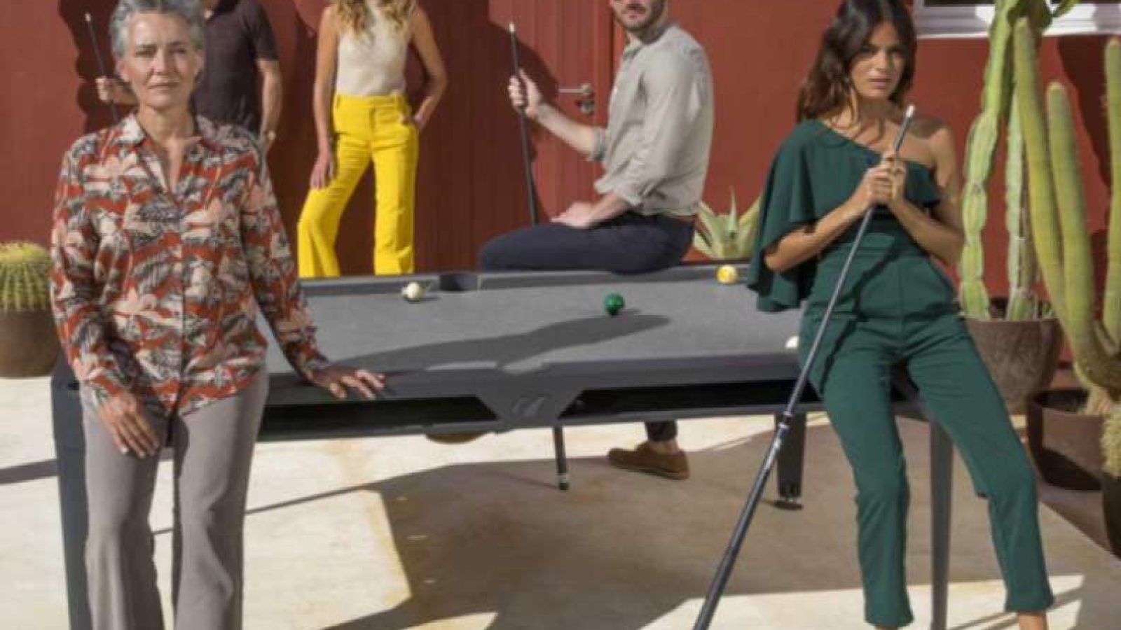 Billard Hyphen Cornilleau gris noir gris noir tapis clair