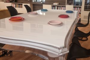 CRYSTAL CLASS DINING