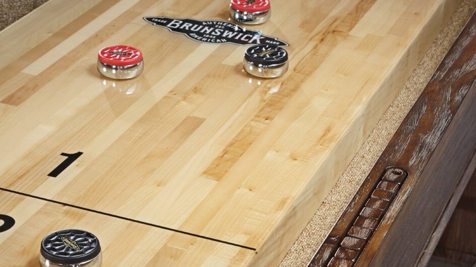 Canton shuffleboard pucks scoring closeup 2