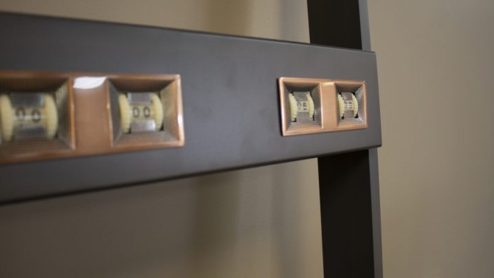 DELUXE-CUE-RACK-763-WEST-END_counter-800×400 DELUXE CUE RACK 763 WEST END counter 800x400 1