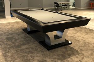 Luxor Matte Black Apron Brushed Aluminum Leg