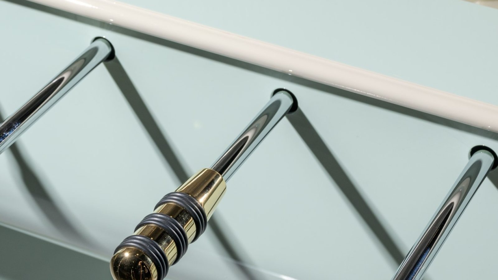 Oskar Handles