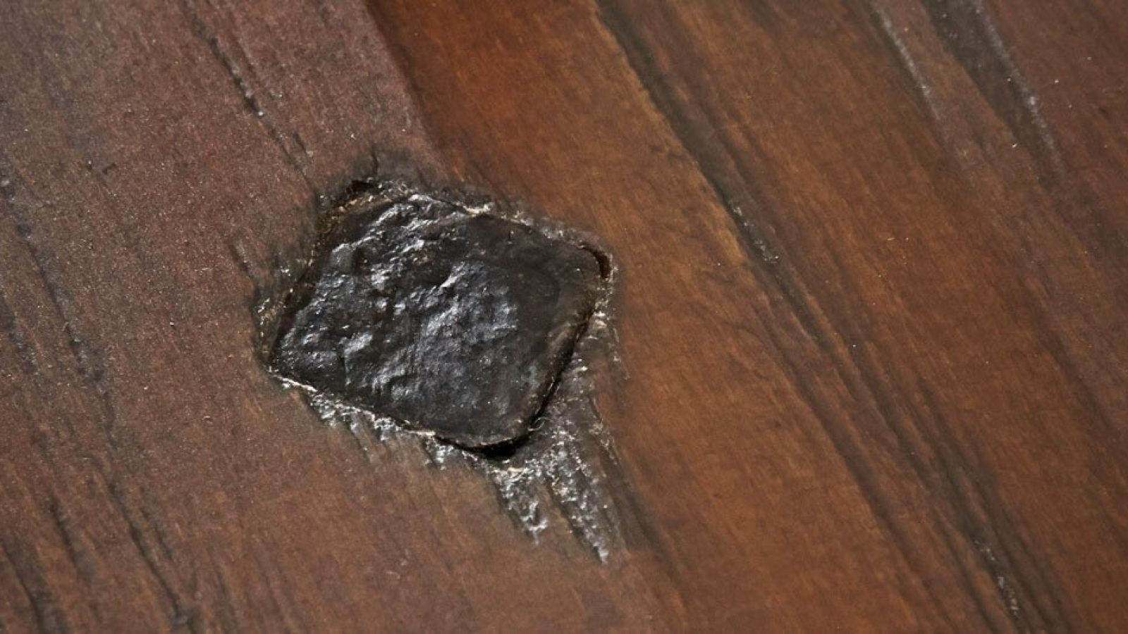 detail 5 7