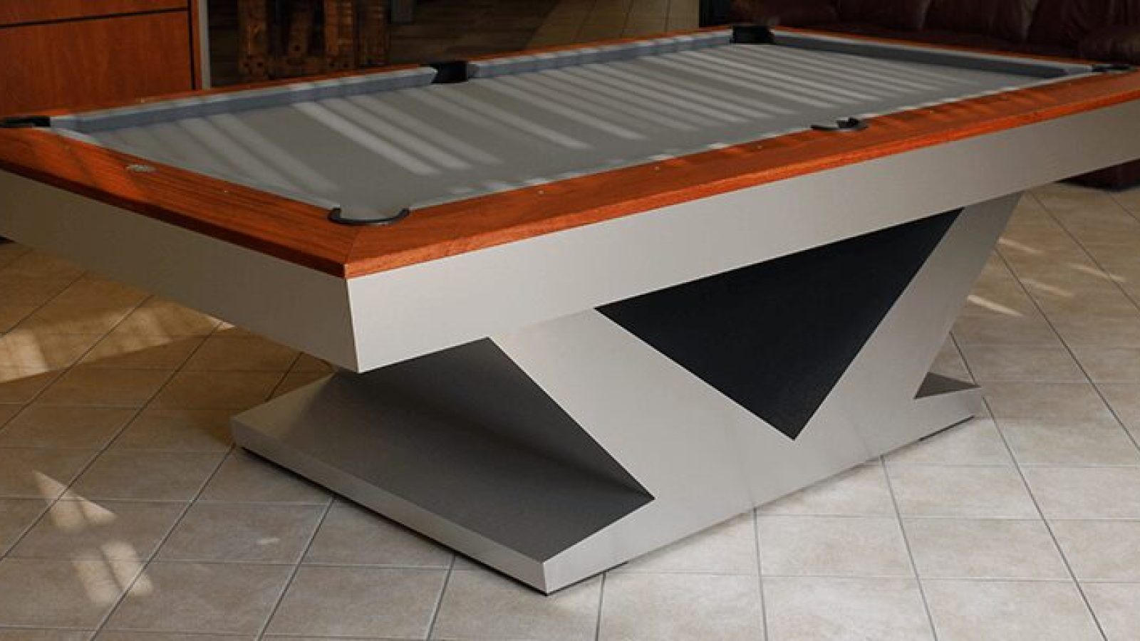 landmark pooltable BA