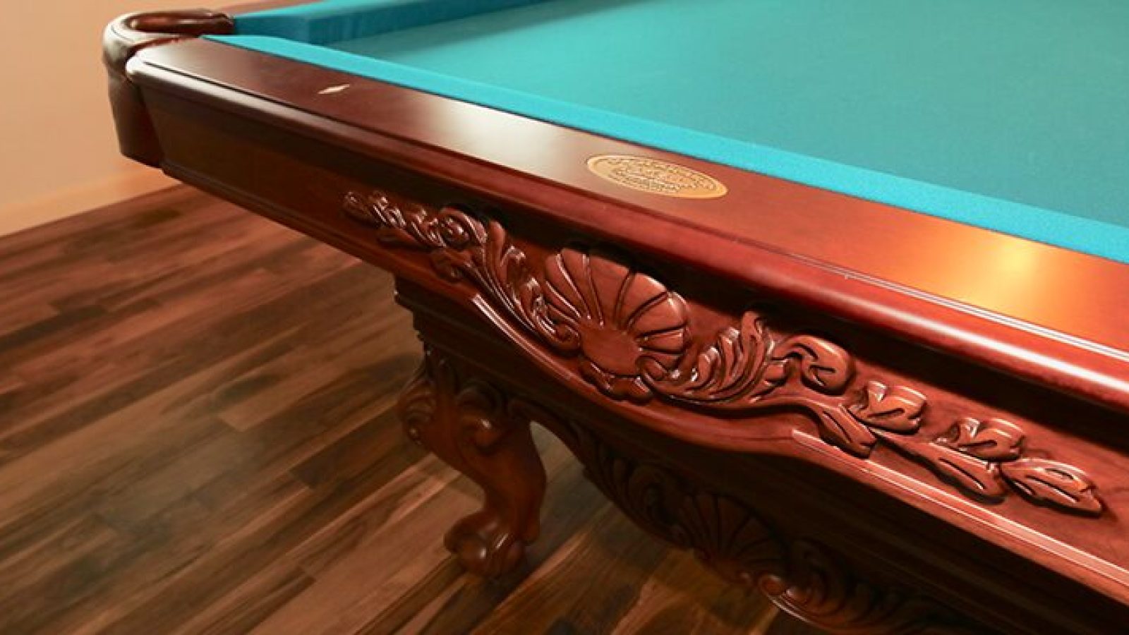 st andrews pooltable TM closeup 1